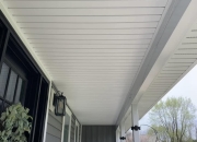 Tấm Ốp Soffit – Giải Pháp Gọn Gàng, Thẩm Mỹ Cho Gầm Mái