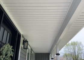 Tấm Ốp Soffit – Giải Pháp Gọn Gàng, Thẩm Mỹ Cho Gầm Mái